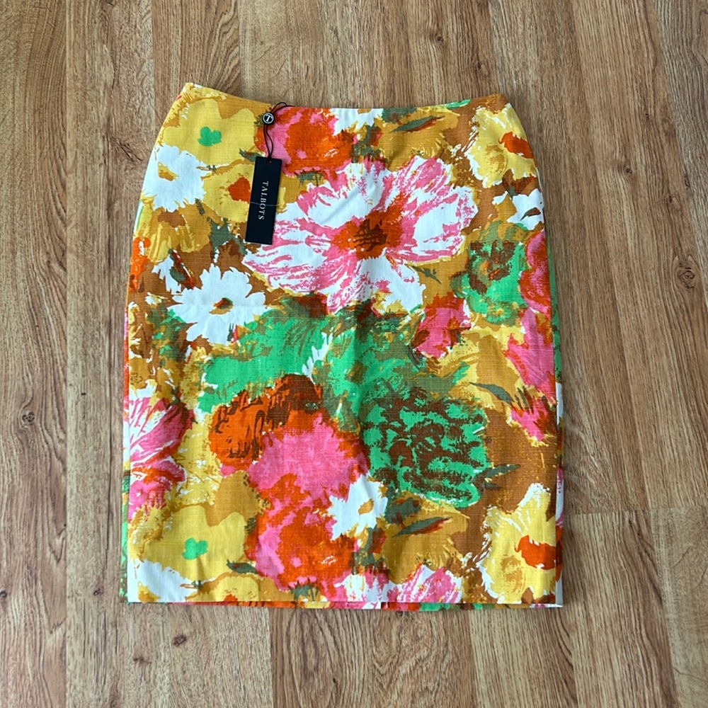TALBOTS Woman’s Skirt Sz 2 Petites